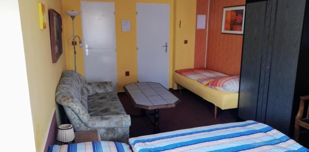 Penzion U Soudu Liberec Ngoại thất bức ảnh